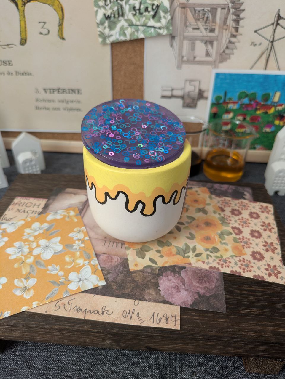 Honey Pot Externita Jar with 3 Refills